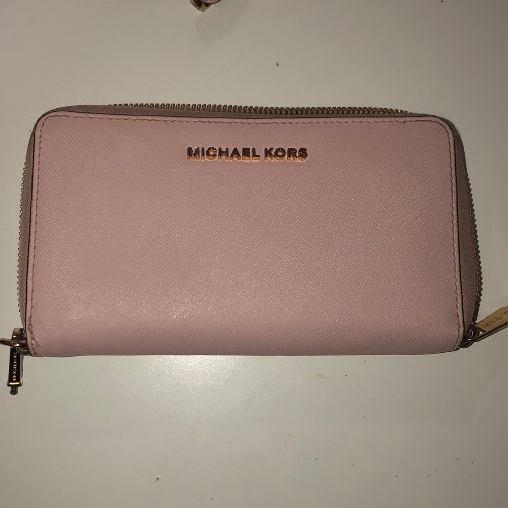 Michael more light pink wallet